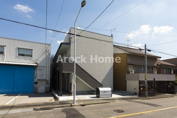 荒子駅より徒歩7分 築9年3ヶ月 2階建の賃貸物件