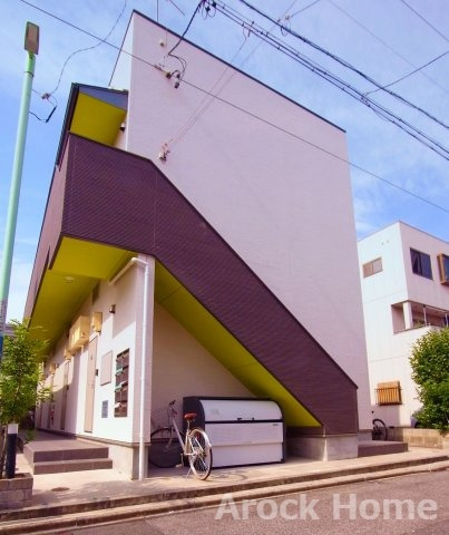 東海通駅より徒歩10分 築11年4ヶ月 2階建の賃貸物件