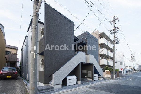 小本駅より徒歩12分 築9年11ヶ月 2階建の賃貸物件