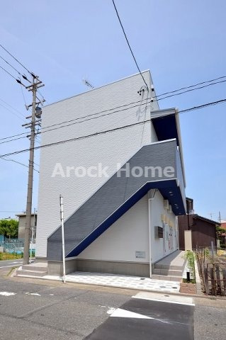 八田駅より徒歩11分 築12年2ヶ月 2階建の賃貸物件