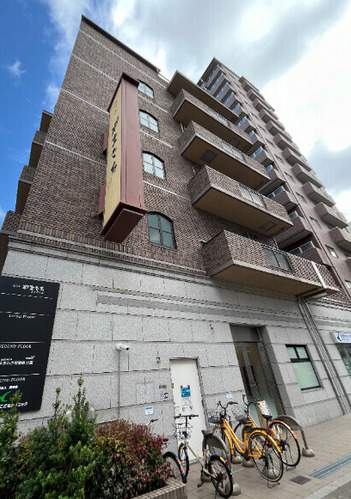 阿波座駅より徒歩7分 築27年4ヶ月 5階建の賃貸物件