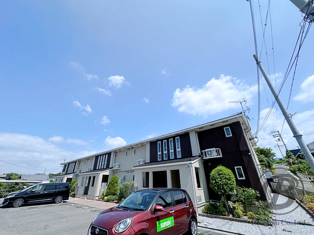 熊取駅より徒歩39分 築14年5ヶ月 2階建の賃貸物件