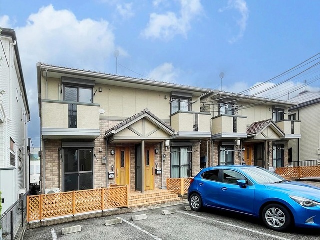 国立駅よりバス8分 徒歩1分 築22年2ヶ月 2階建の賃貸物件