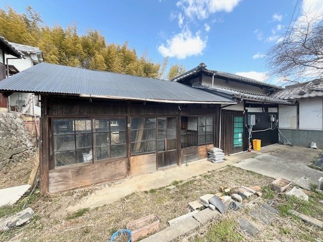 榛原駅より徒歩3分 築75年9ヶ月 1階建の賃貸物件