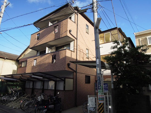 河内山本駅より徒歩5分 築27年 3階建の賃貸物件