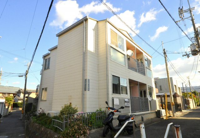 河内山本駅より徒歩4分 築39年4ヶ月 2階建の賃貸物件