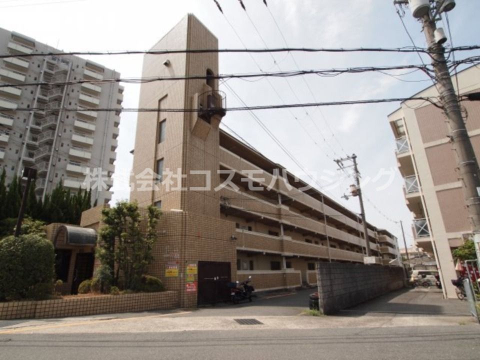 久宝寺口駅より徒歩14分 築40年8ヶ月 4階建の賃貸物件