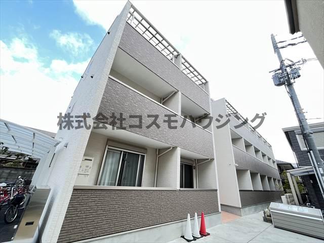 近鉄八尾駅より徒歩5分 築5年11ヶ月 3階建の賃貸物件