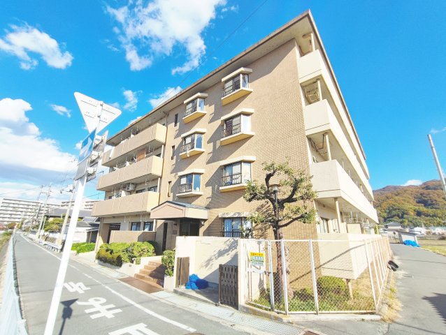 恩智駅より徒歩8分 築34年4ヶ月 4階建の賃貸物件