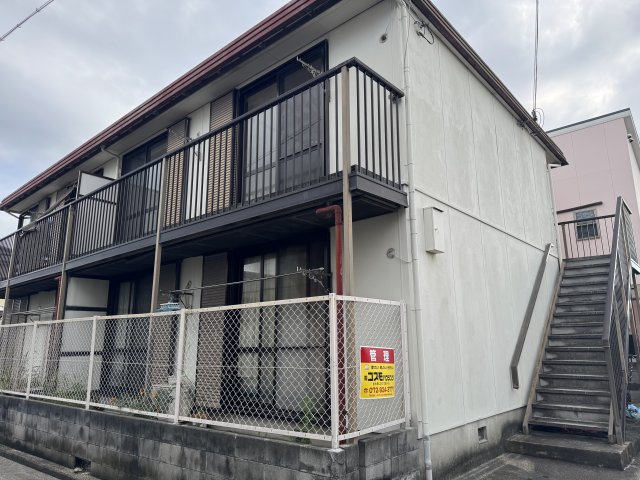 近鉄八尾駅より徒歩17分 築36年11ヶ月 2階建の賃貸物件