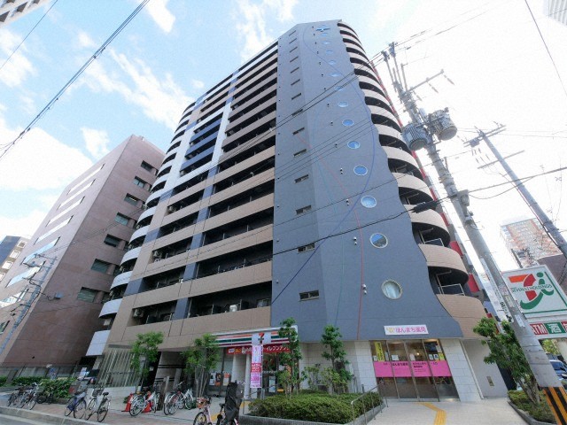 本町駅より徒歩3分 築11年4ヶ月 15階建の賃貸物件