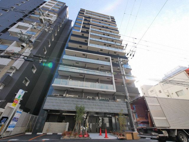堺筋本町駅より徒歩4分 築4年7ヶ月 15階建の賃貸物件