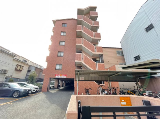 岸里駅より徒歩4分 築23年4ヶ月 6階建の賃貸物件
