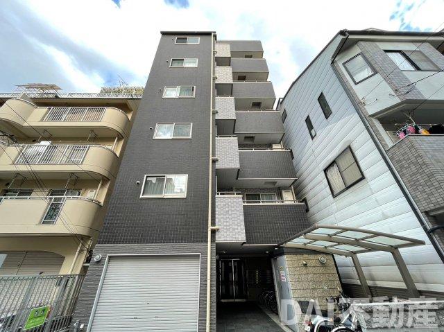 玉出駅より徒歩2分 築10年3ヶ月 7階建の賃貸物件