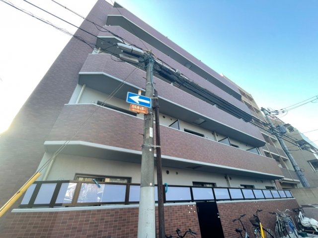 天下茶屋駅より徒歩4分 築5年9ヶ月 5階建の賃貸物件