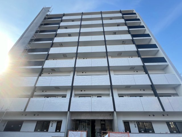 天下茶屋駅より徒歩8分 築1年5ヶ月 9階建の賃貸物件