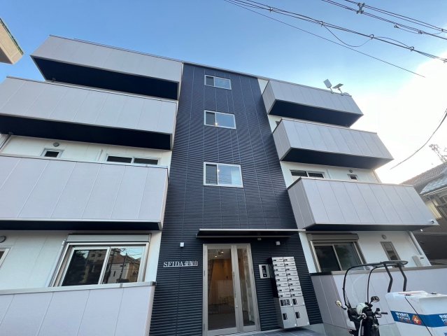 玉出駅より徒歩5分 築1年6ヶ月 4階建の賃貸物件