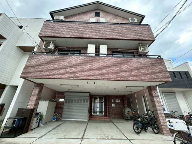 花園町駅より徒歩3分 築21年2ヶ月 3階建の賃貸物件