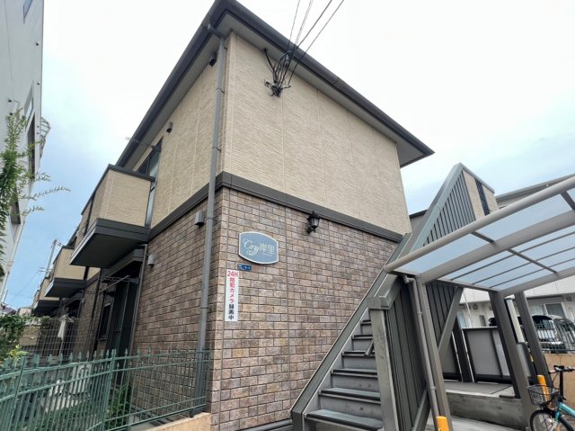 岸里駅より徒歩6分 築17年5ヶ月 3階建の賃貸物件