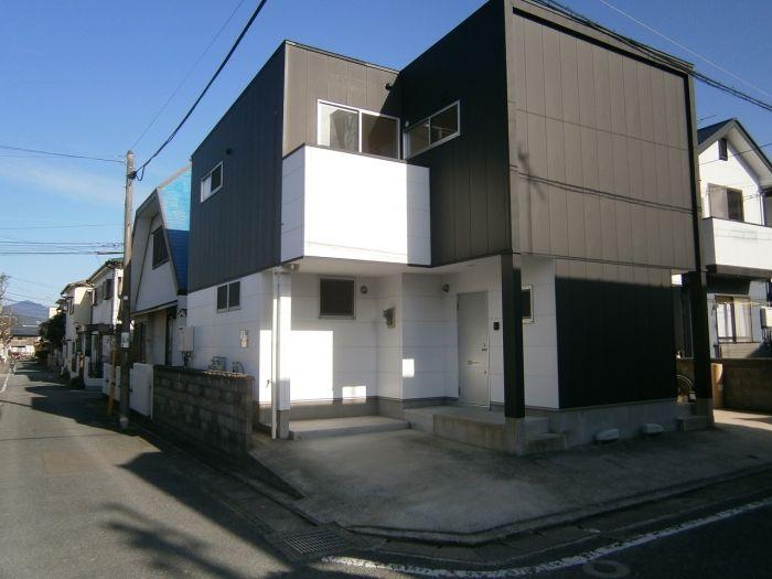春日駅より徒歩9分 築16年5ヶ月 2階建の賃貸物件