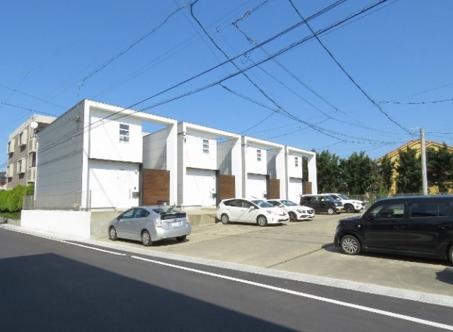 博多南駅より徒歩28分 築16年6ヶ月 2階建の賃貸物件