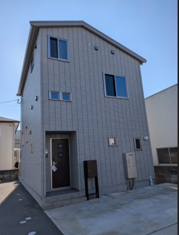 博多南駅より徒歩17分 築2年8ヶ月 2階建の賃貸物件