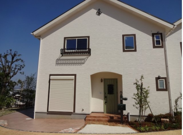 博多南駅より徒歩28分 築10年8ヶ月 2階建の賃貸物件