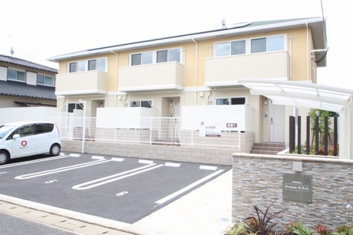  築10年 2階建の賃貸物件