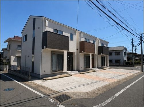 博多南駅より徒歩24分 築6年7ヶ月 2階建の賃貸物件