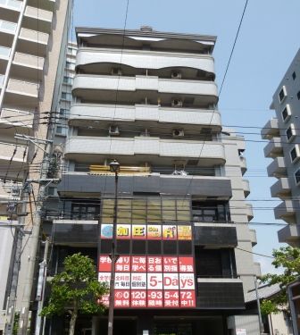 白木原駅より徒歩3分 築33年8ヶ月 8階建の賃貸物件