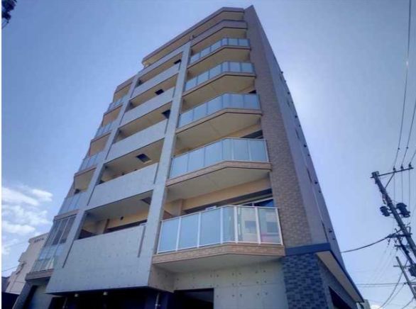 井尻駅より徒歩4分 築3年1ヶ月 7階建の賃貸物件