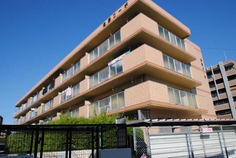 井尻駅より徒歩13分 築42年10ヶ月 4階建の賃貸物件