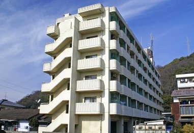 木屋町駅より徒歩12分 築41年7ヶ月 6階建の賃貸物件