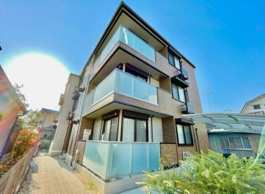 大和田駅より徒歩5分 築5年7ヶ月 3階建の賃貸物件