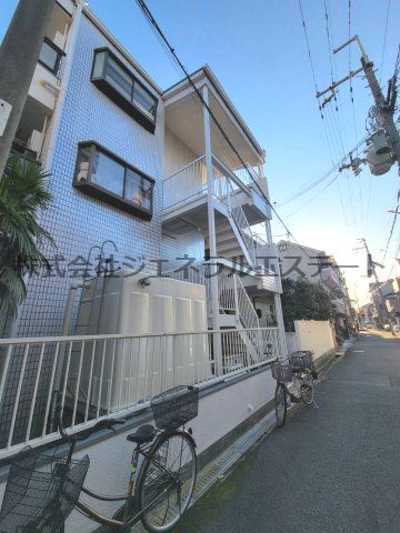 香里園駅より徒歩9分 築37年11ヶ月 3階建の賃貸物件