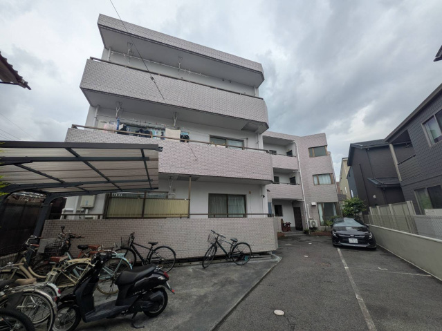 中筋駅より徒歩6分 築40年2ヶ月 3階建の賃貸物件
