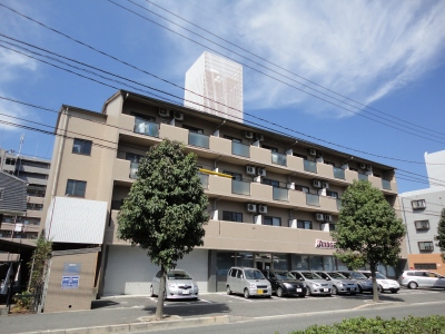 大町駅より徒歩4分 築32年1ヶ月 4階建の賃貸物件