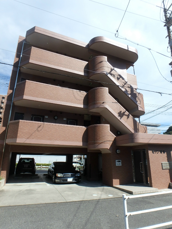 上八木駅より徒歩7分 築24年11ヶ月 4階建の賃貸物件