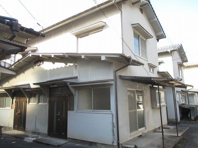 大町駅より徒歩7分 築55年2ヶ月 2階建の賃貸物件