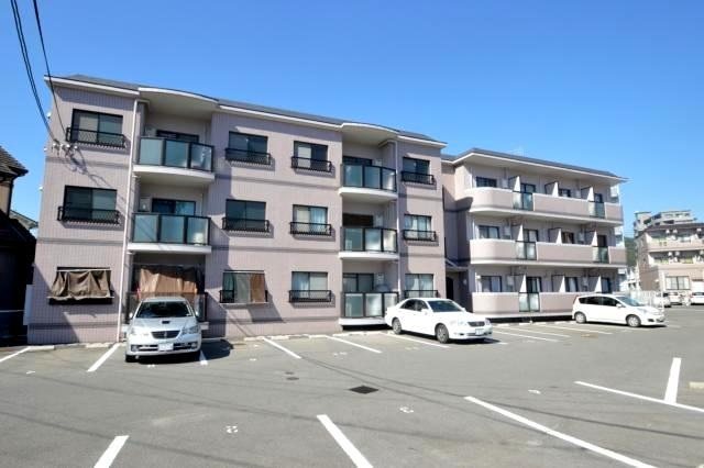  築30年9ヶ月 3階建の賃貸物件