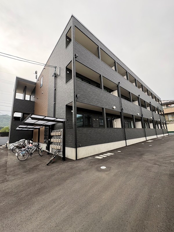 クレスト山本IIの賃貸物件