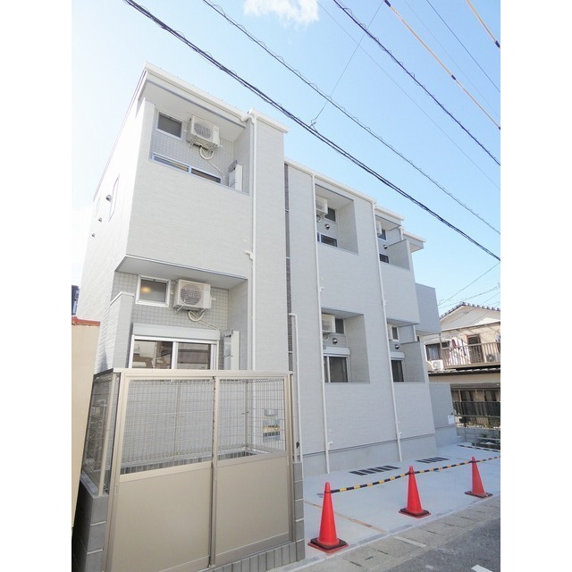 梅林駅より徒歩11分 築4年10ヶ月 2階建の賃貸物件
