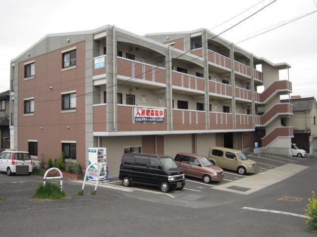 直方駅より徒歩8分 築22年2ヶ月 4階建の賃貸物件