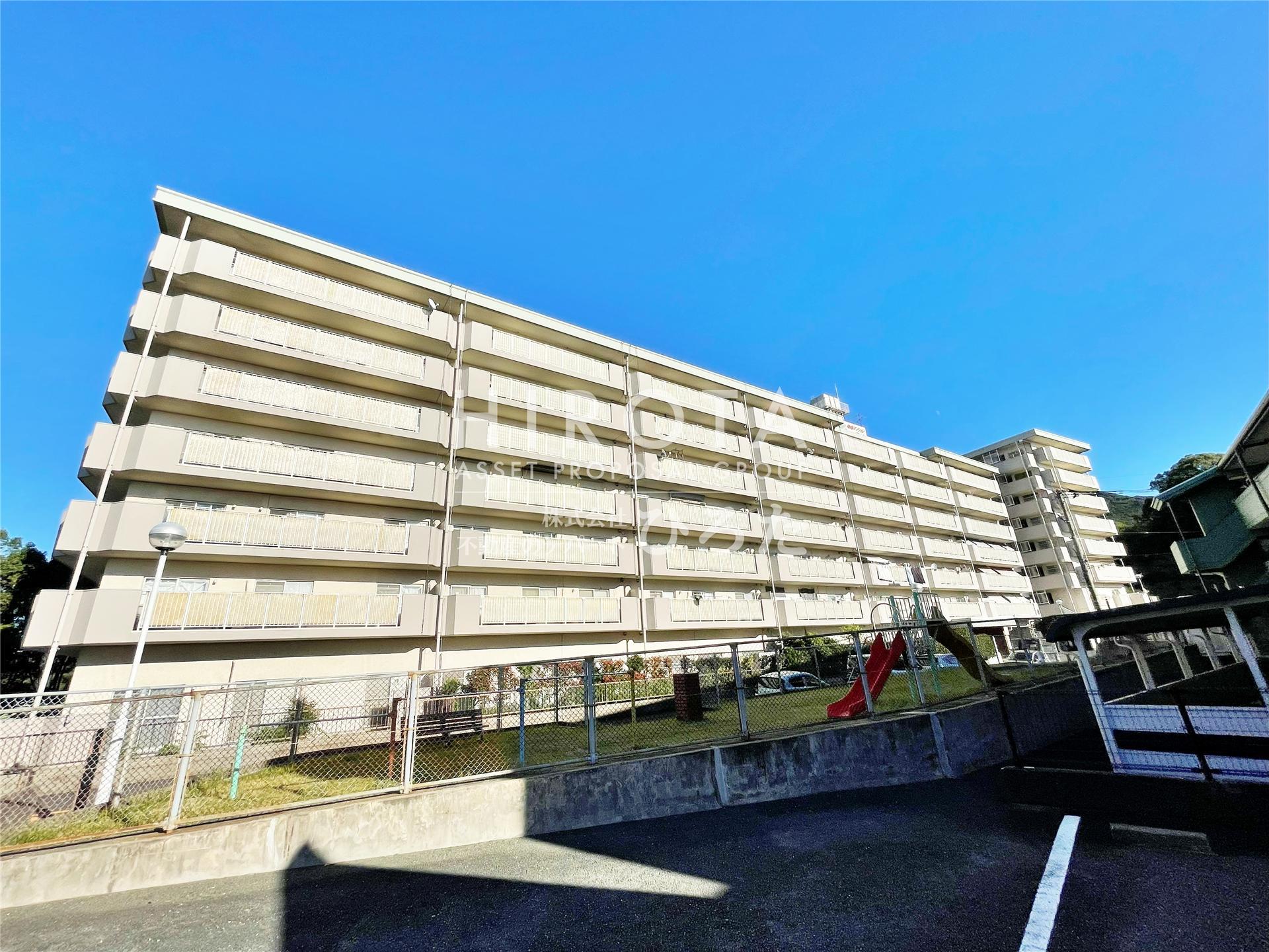 黒崎駅より徒歩25分 築43年7ヶ月 8階建の賃貸物件