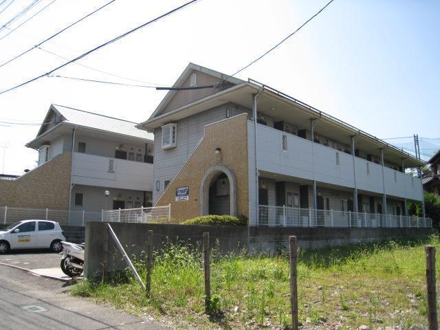 折尾駅より徒歩10分 築35年1ヶ月 2階建の賃貸物件