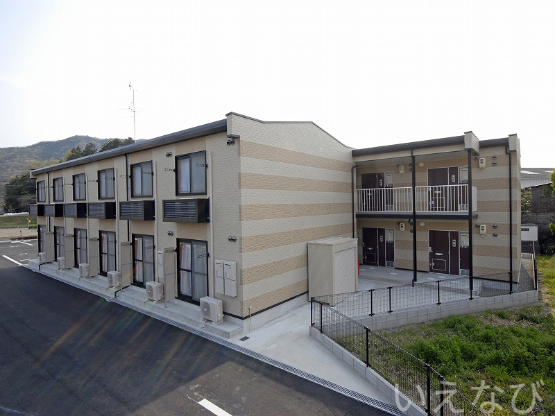 備前片上駅より徒歩1分 築18年7ヶ月 2階建の賃貸物件