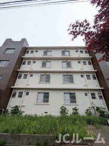 高田駅よりバス10分 徒歩4分 築56年8ヶ月 4階建の賃貸物件