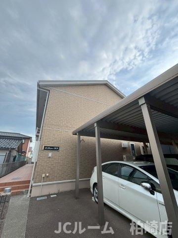 東柏崎駅より徒歩11分 築12年8ヶ月 2階建の賃貸物件