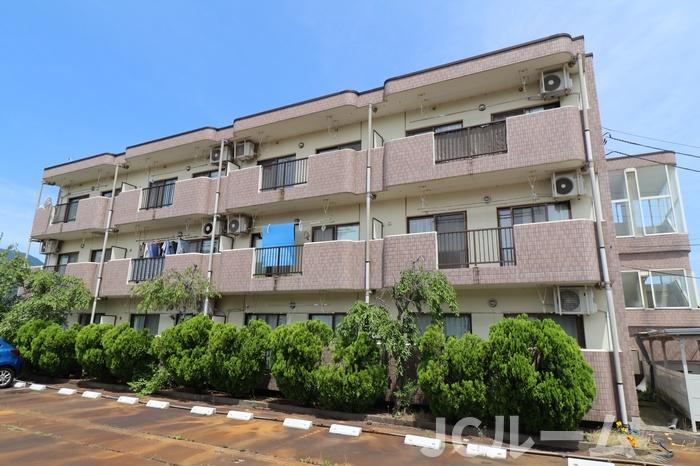 北新井駅より徒歩5分 築25年4ヶ月 3階建の賃貸物件