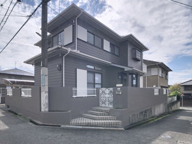 熊取駅よりバス11分 徒歩4分 築38年5ヶ月 2階建の賃貸物件